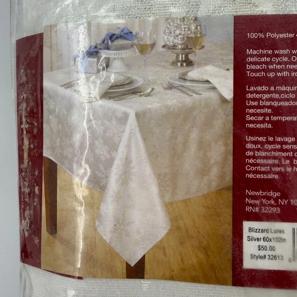 Vtg NOS Newbridge Home for the Holidays Snowflake Fabric Tablecloth 60in x 102in